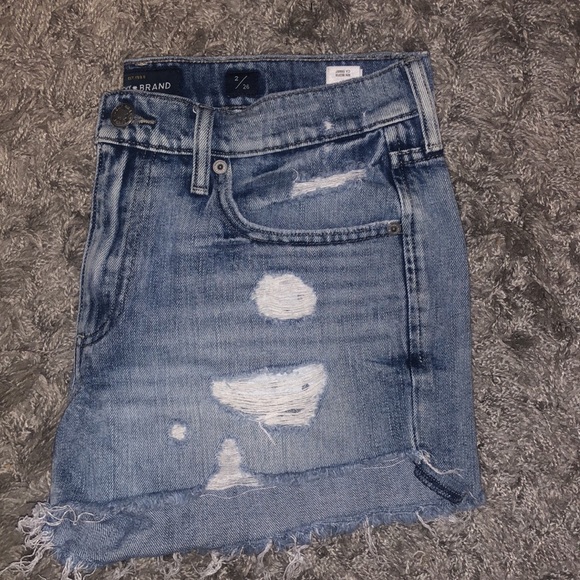 Gently used Lucky Brand shorts - Picture 3 of 3